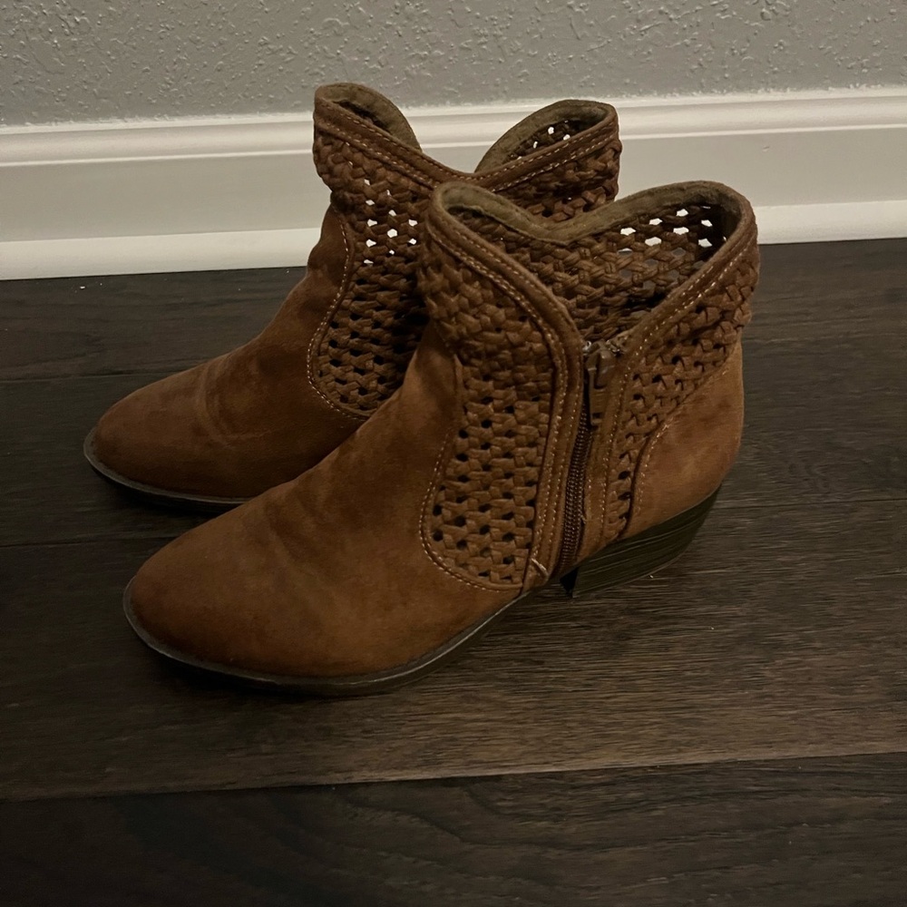 Mudd size 7.5 boots